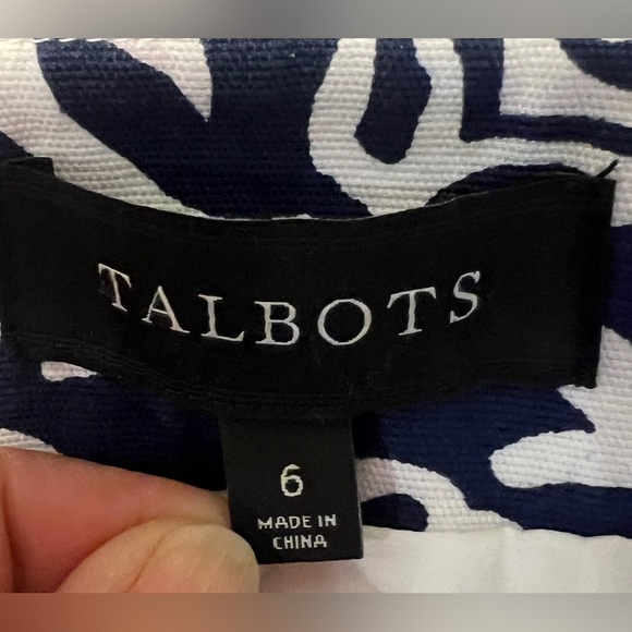 Talbots size 6 blue and white cotton blend lace hem skirt- office, date night - Picture 2 of 9